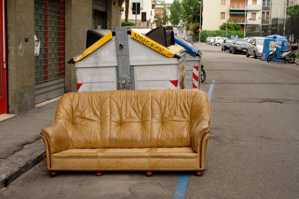 Sofa Disposal in O Fallon